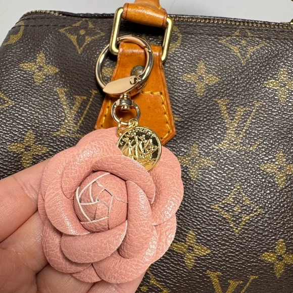Pink Rose Flower Bag Charm Keychain PU (Vegan) Leather Gold Tone Hardware - Picture 3 of 6
